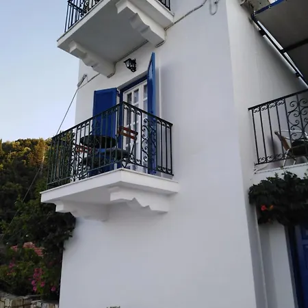 Apartman Aprilis 2 Kióni