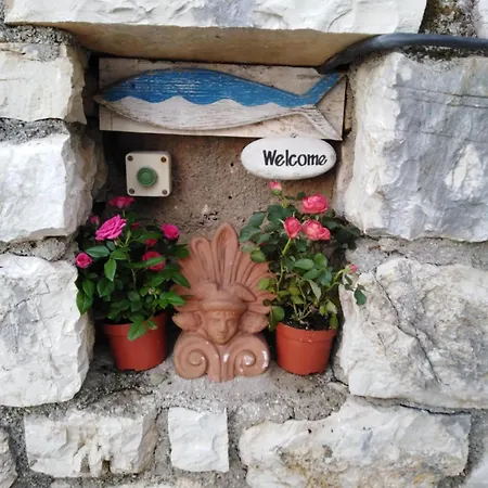 Apartment Aprilis 2 Kionion